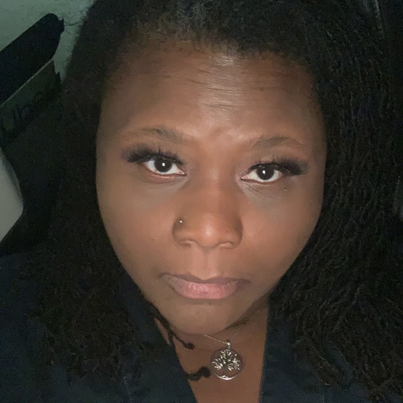 Meet your Posher, Shannon - Picture 9 of 10